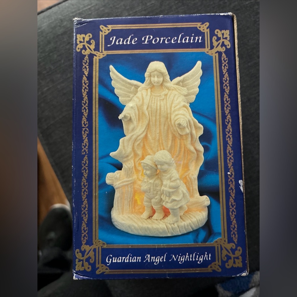 Lincoln Collections Jade Porcelain Guardian Angel nightlight